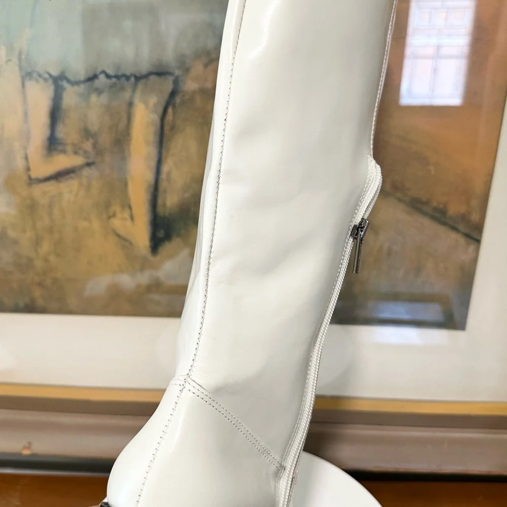 🌸VINCE CAMUTO 🌸 Sangeti Extra Wide Calf Boot Off White Size: 11W